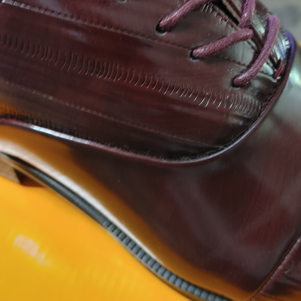 Men's Burgundy Oxford Dress Shoes